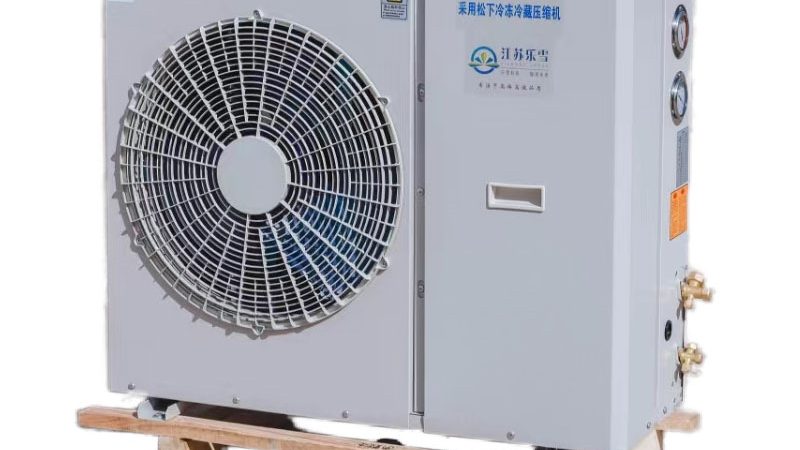 目前市场上常见的冷库门密封条材料主要有以下几种：